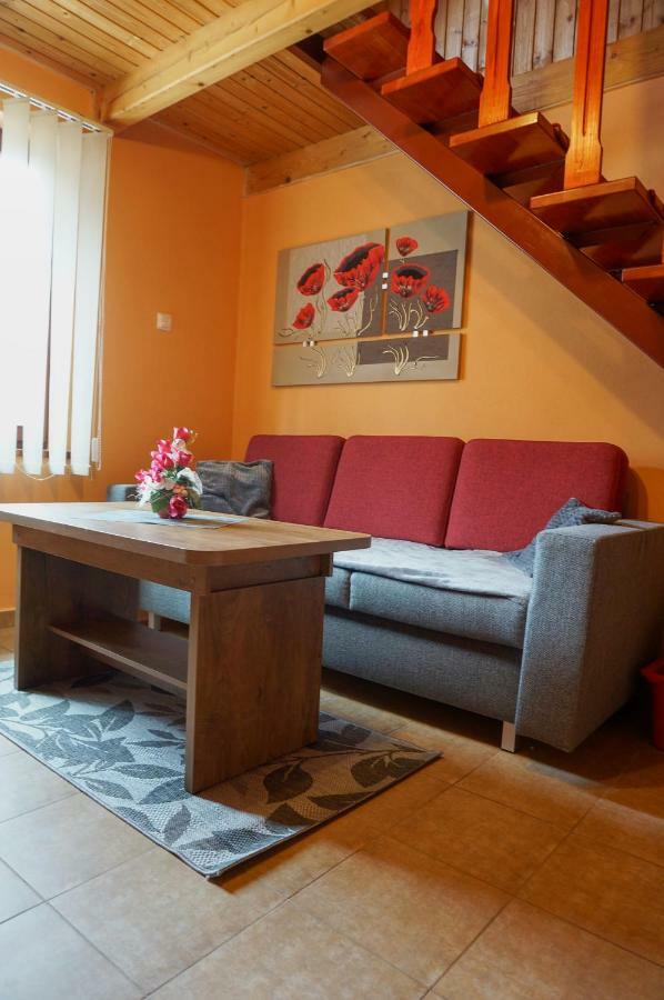 Apartmany Petronela Hrabusice Bagian luar foto